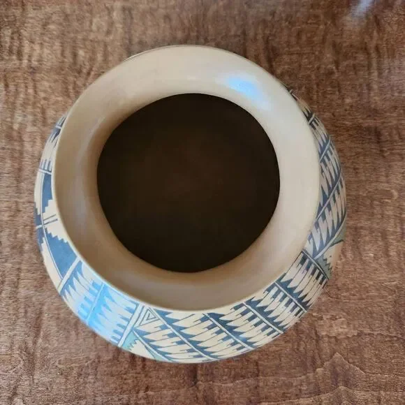 Mexican pottery pot tan geometric boho vintage home decor tribal ethnic handmade - Picture 2 of 6